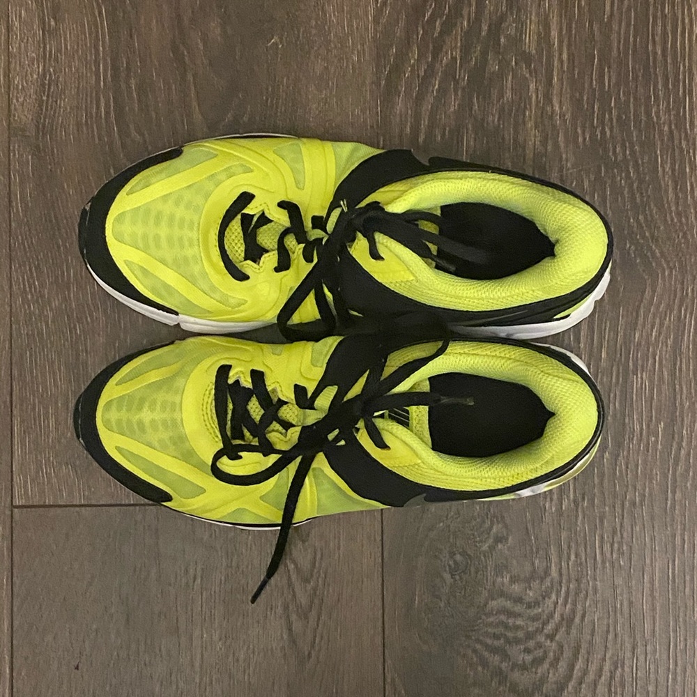 Women’s neon Nike’s